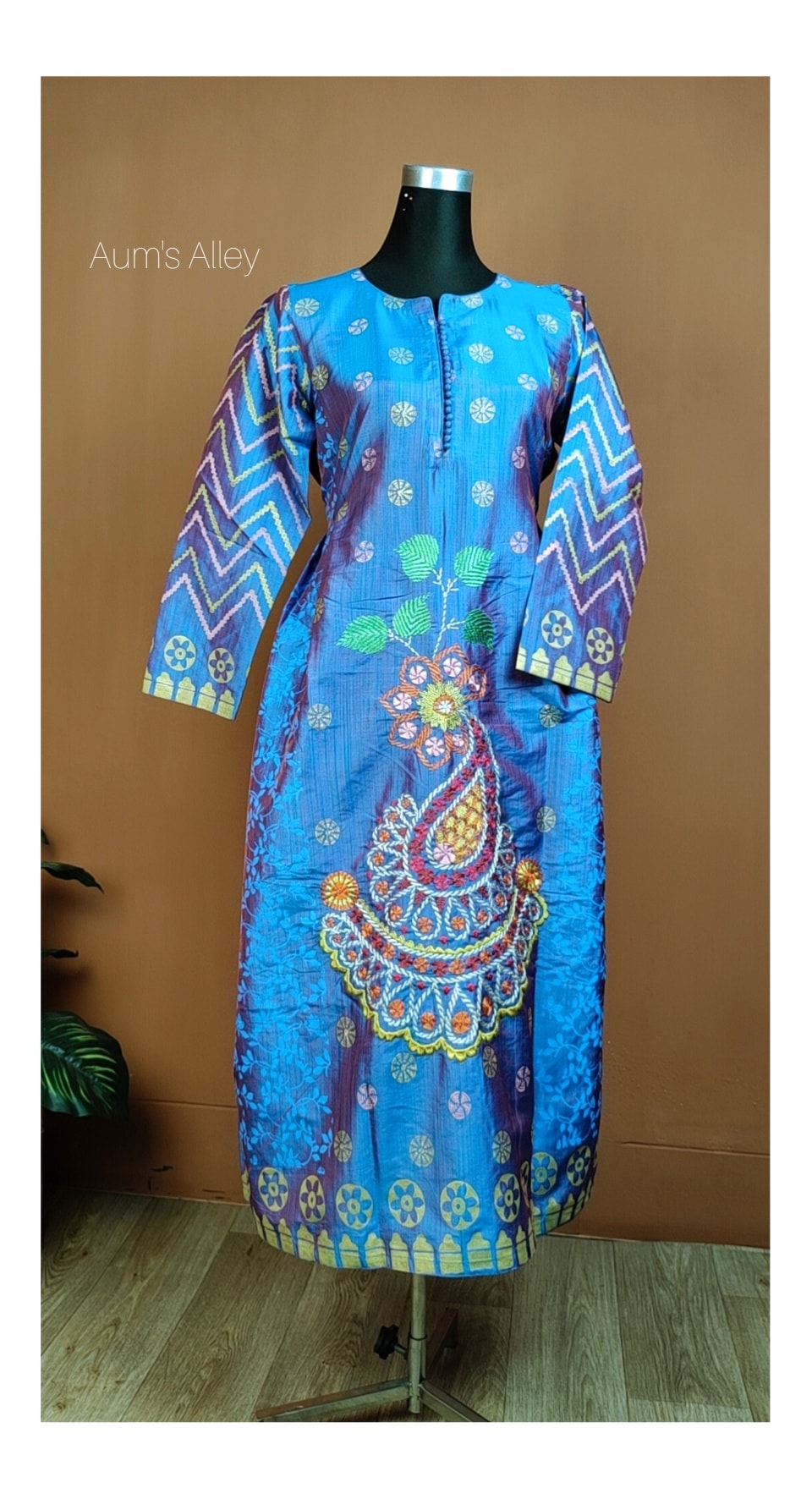 URVI Violet-Blue Dual Tone Premium Berry Silk Kurti Set 6 URVI Violet-Blue Dual Tone Premium Berry Silk Kurti Set